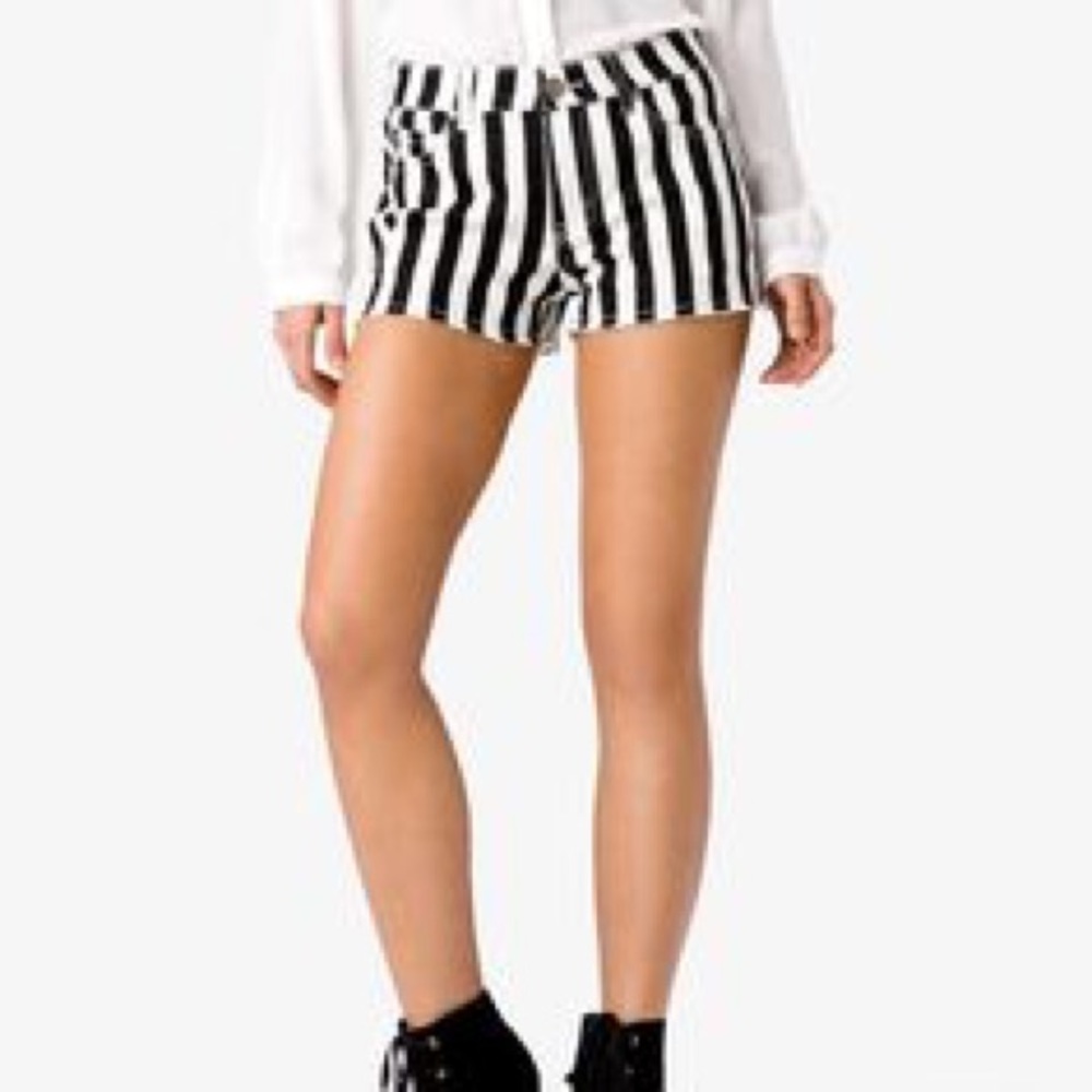 Forever 21 shorts